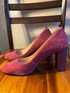 Franco Sarto Burgundy Suede Almond Toe Chunky Block Heel Pumps 8.5